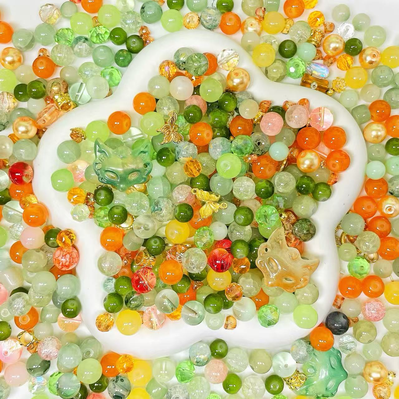 【Buy 2 Get 1 Equal Volume For Free】Glass Beads Mix--Shovel in Live