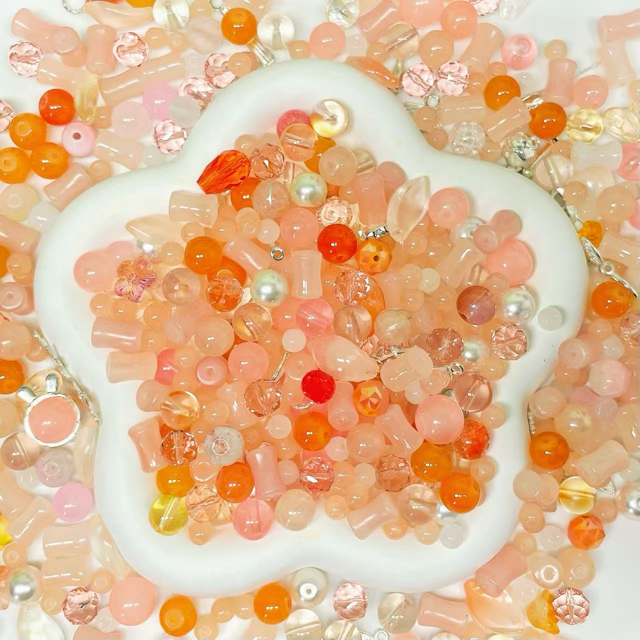【Buy 2 Get 1 Equal Volume For Free】Glass Beads Mix--Shovel in Live