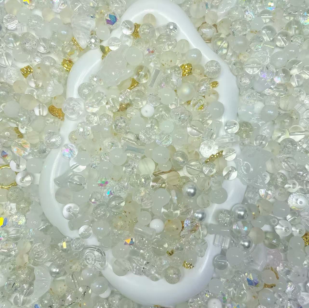 【Buy 3 Get 1 Equal Volume For Free】Glass Beads Mix--Shovel in Live