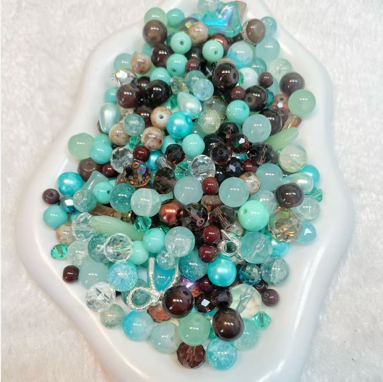 【Buy 3 Get 1 Equal Volume For Free】Glass Beads Mix--Shovel in Live