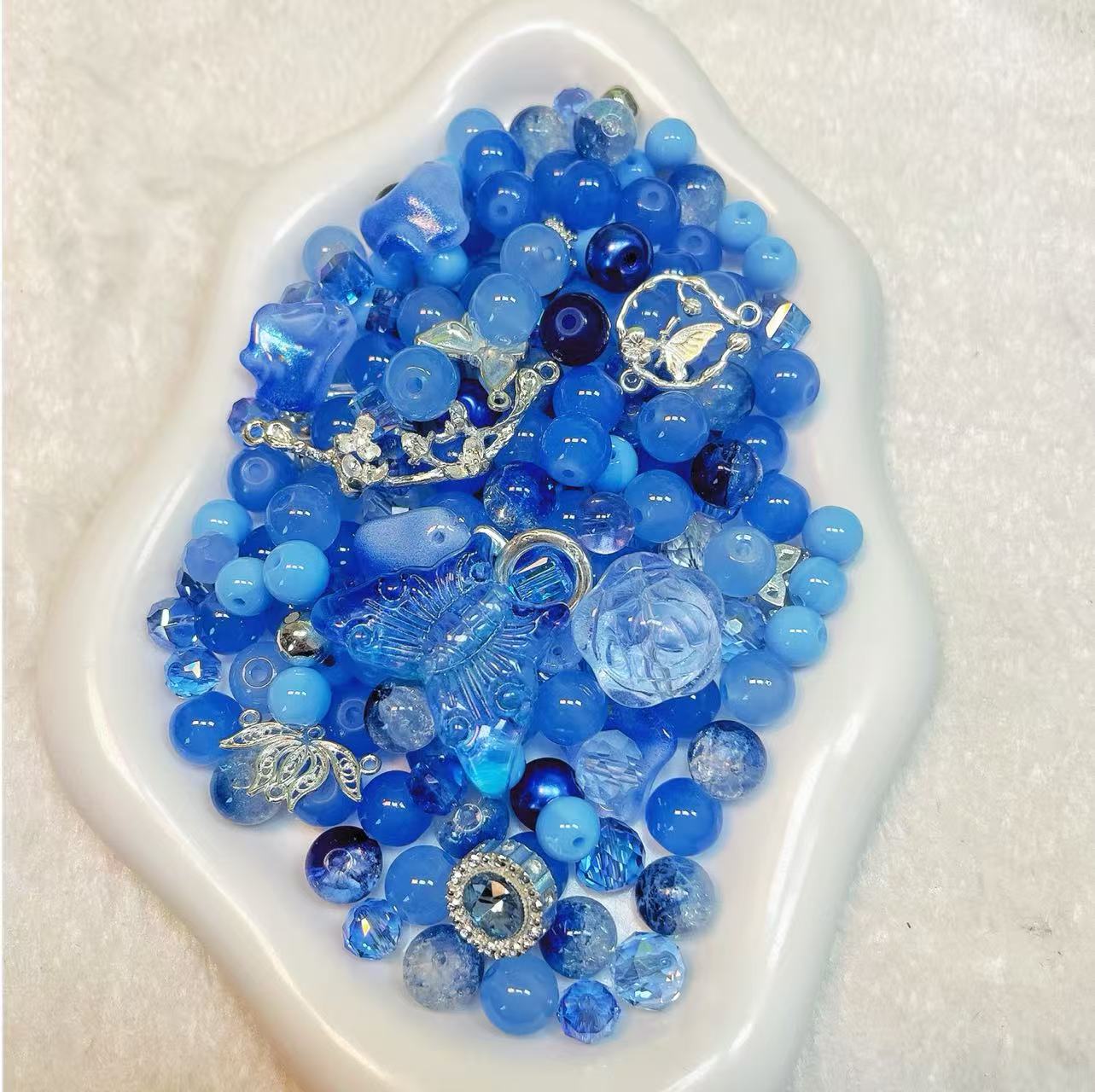 【Buy 3 Get 1 Equal Volume For Free】Glass Beads Mix--Shovel in Live